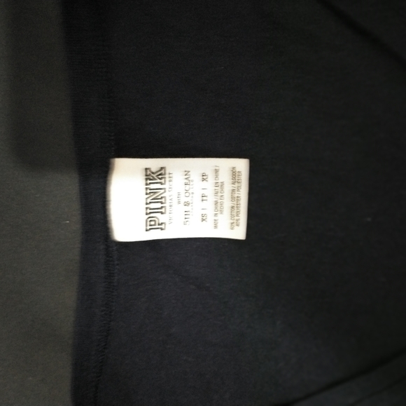 Victoria secret pink shirt Detroit - Picture 3 of 3